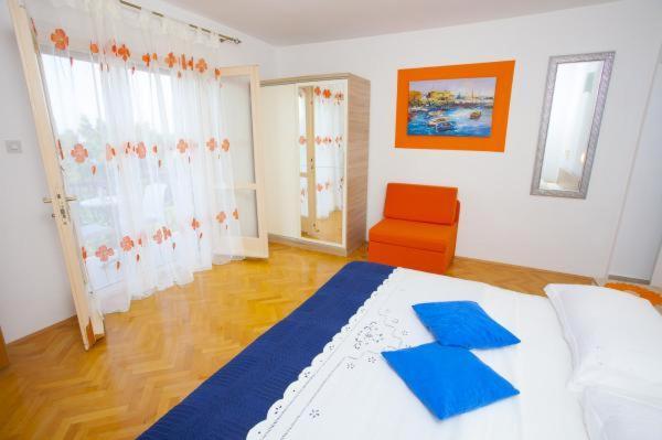 Apartments Ratko Tučepi Pokoj fotografie