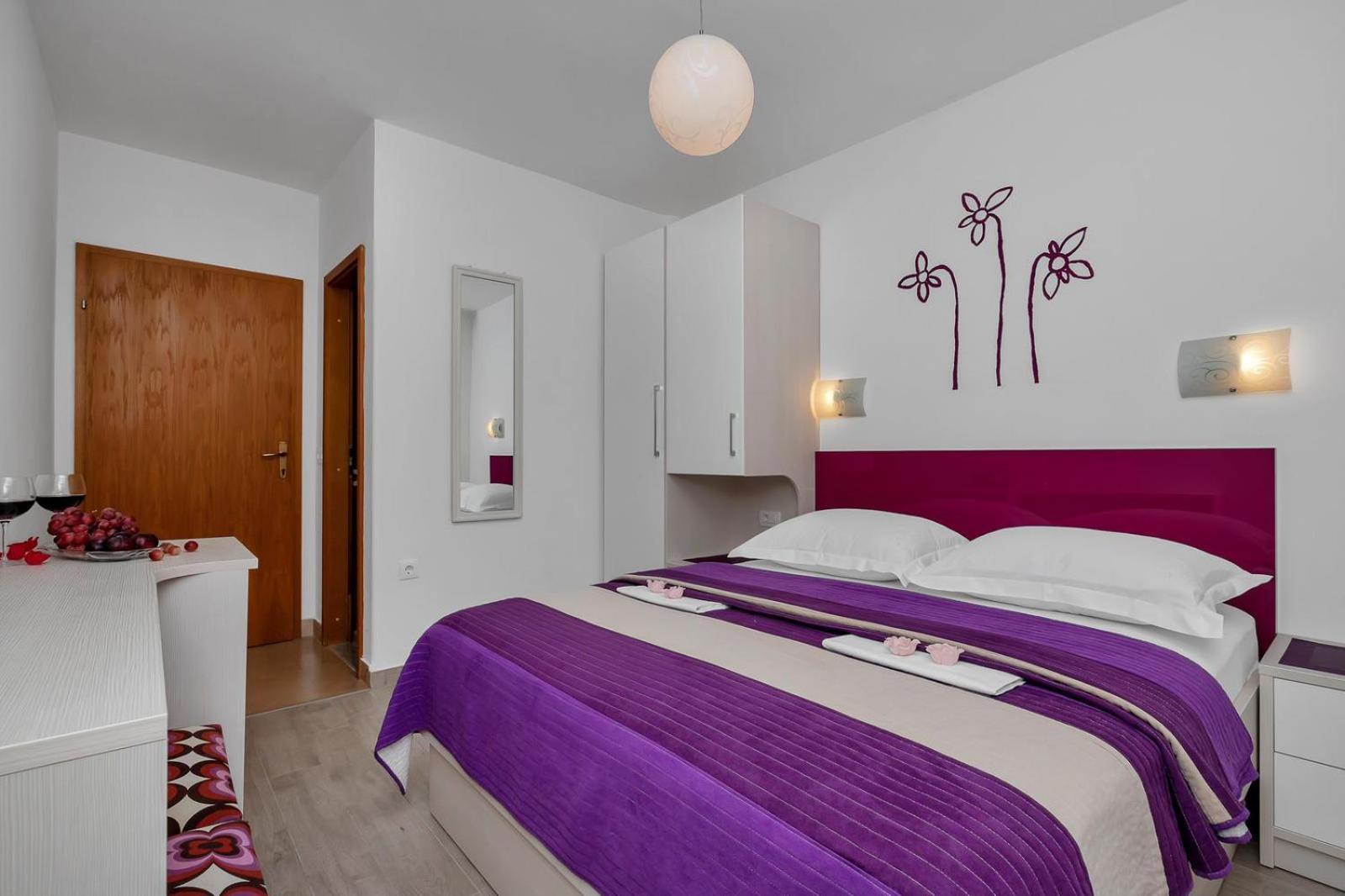 Apartments Ratko Tučepi Pokoj fotografie