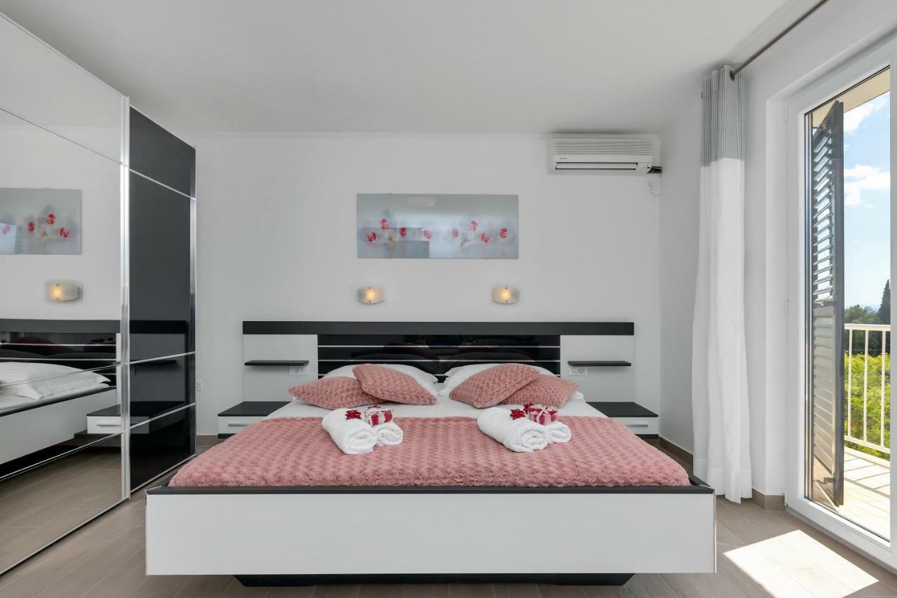 Apartments Ratko Tučepi Exteriér fotografie
