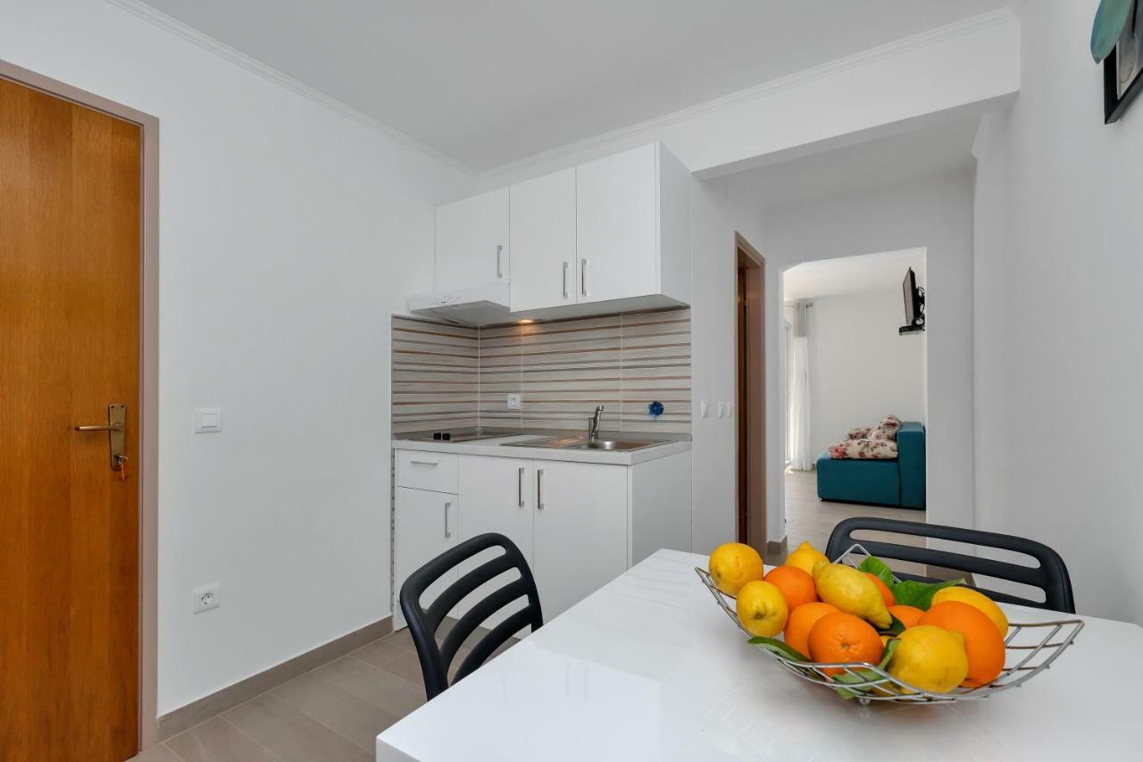 Apartments Ratko Tučepi Exteriér fotografie