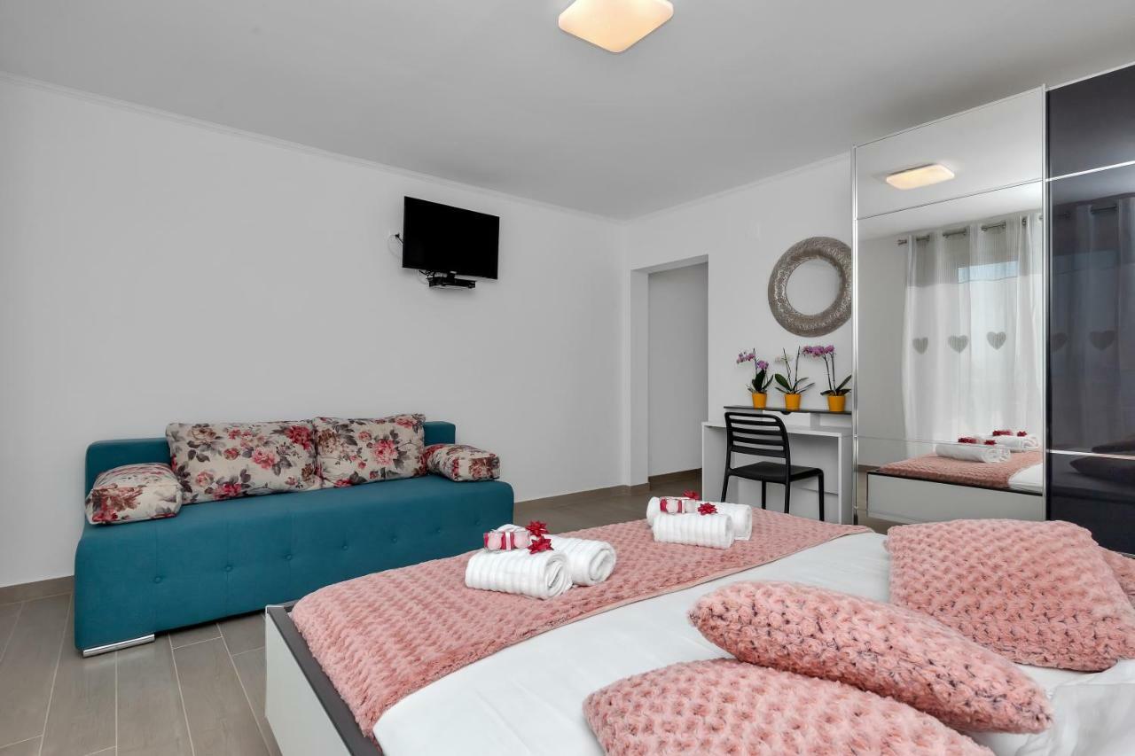 Apartments Ratko Tučepi Exteriér fotografie